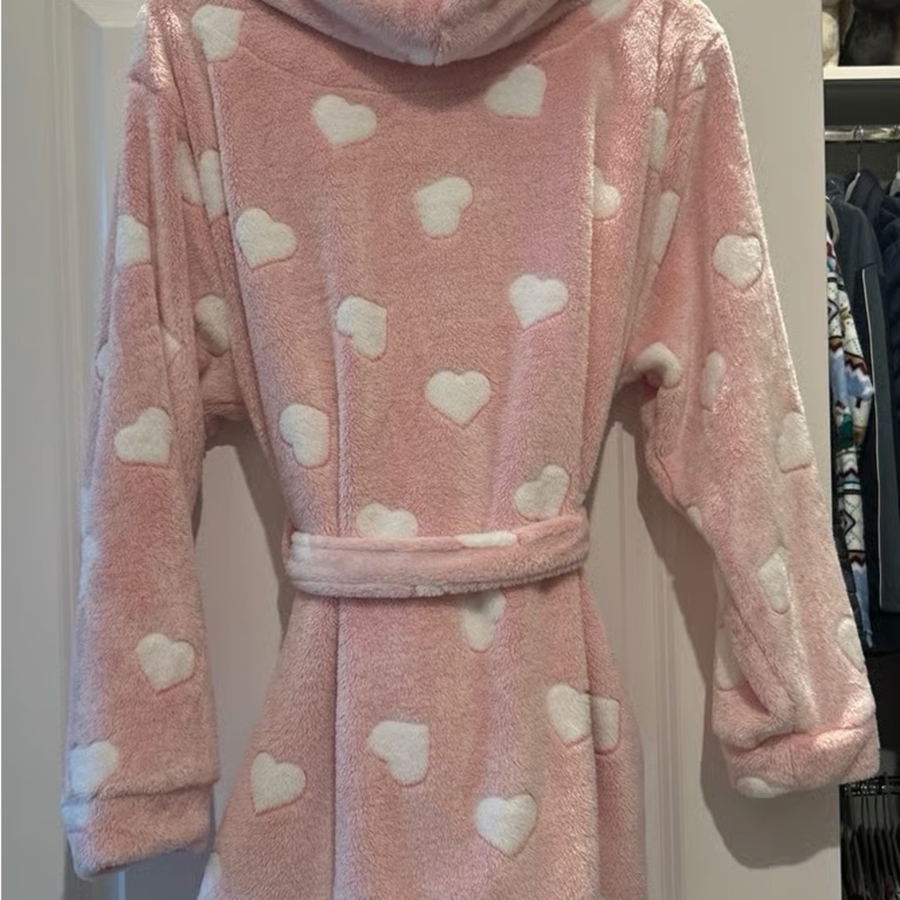 Colsie Pink Heart Robe - Picture 3 of 4